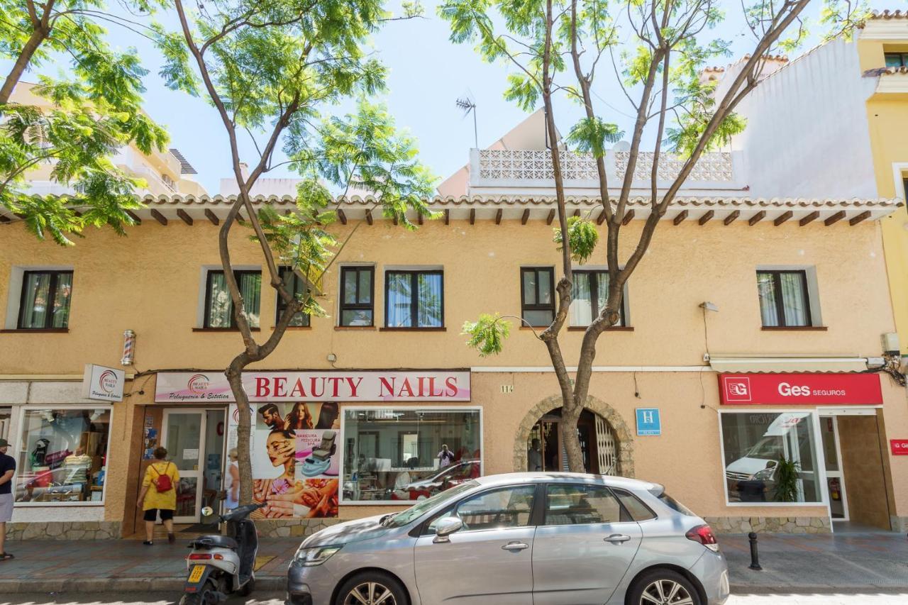 Hostal Costabella Powered By Faro Homes Fuengirola Kültér fotó